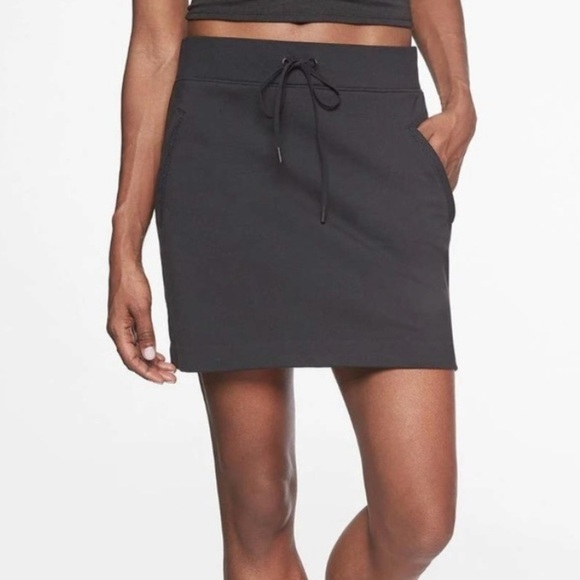 Athleta Pants - Athleta Modern Metro Skort Black Size Medium Adventure Travel Style 210258